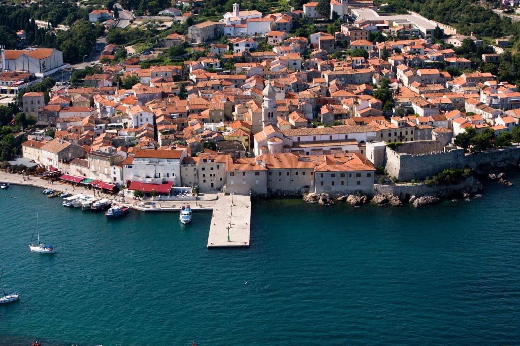 Valamar Camping Jezevac Krk Town Exterior foto